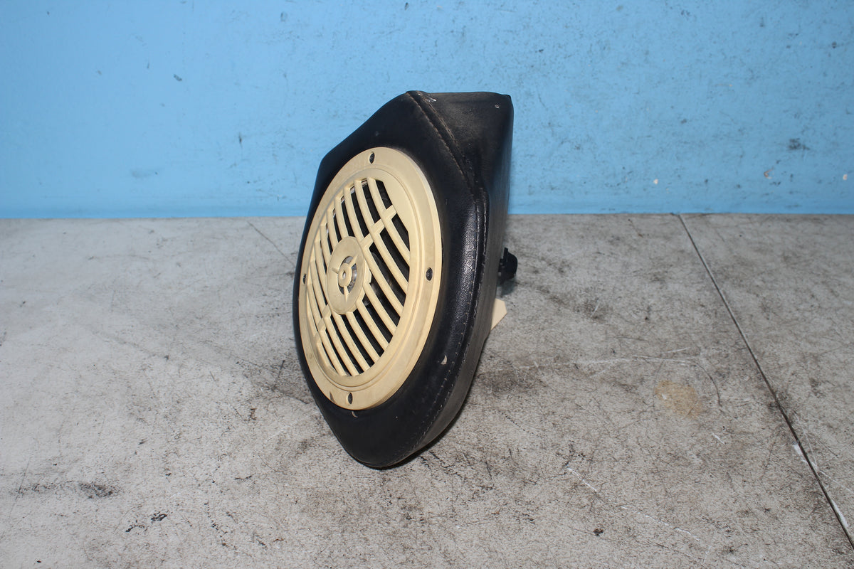 97-06 Harley FLHTCUI Electra Glide Rear Left Speaker Box Tour Pak Audio Pod