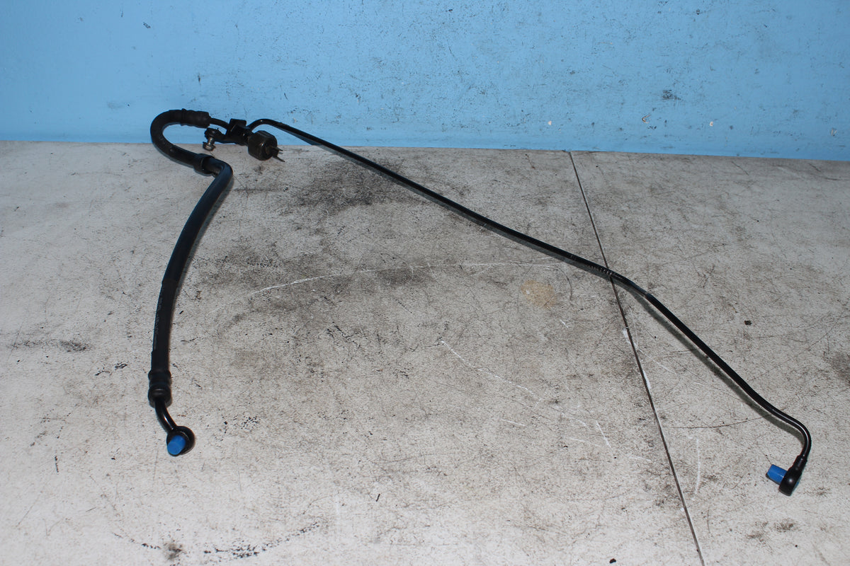 99-06 Harley FLHTCUI Electra Glide Rear Brake Line House Tail Light Switch