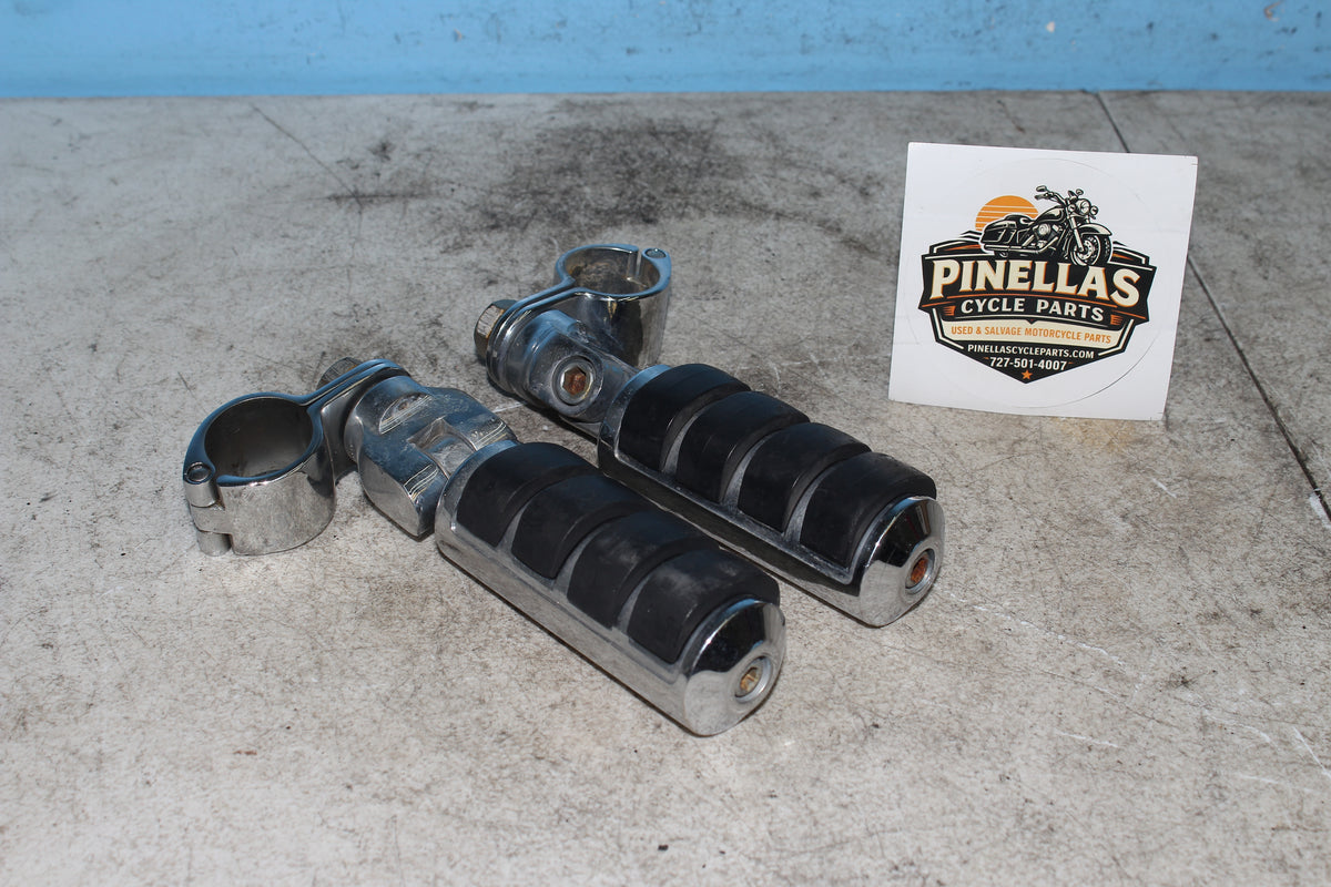 97-06 Harley FLHTCUI Electra Glide Highway Pegs Crash Bar Guard Foot Rest