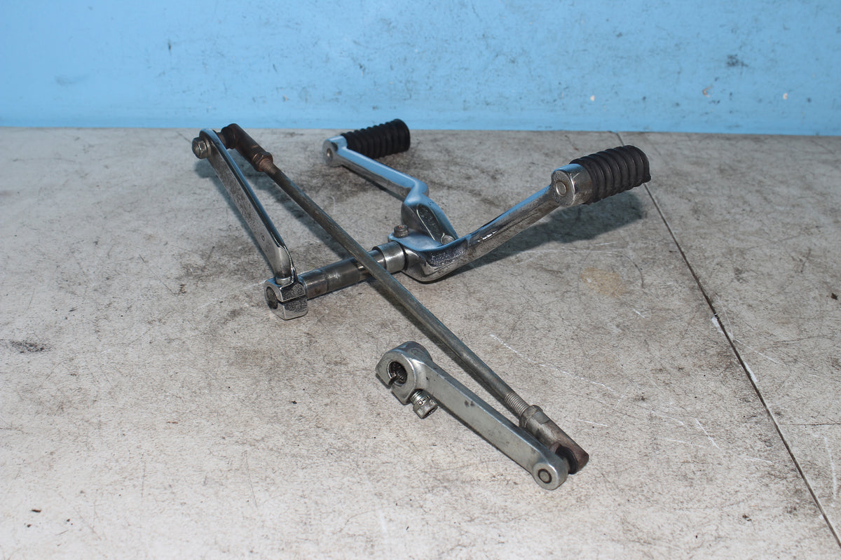 97-06 Harley FLHTCUI Electra Glide Shifter Heel Toe Shift Linkage Chrome