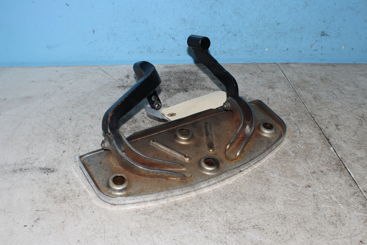 97-06 Harley FLHTCUI Electra Glide Left Floorboard Front Driver Foot Rest
