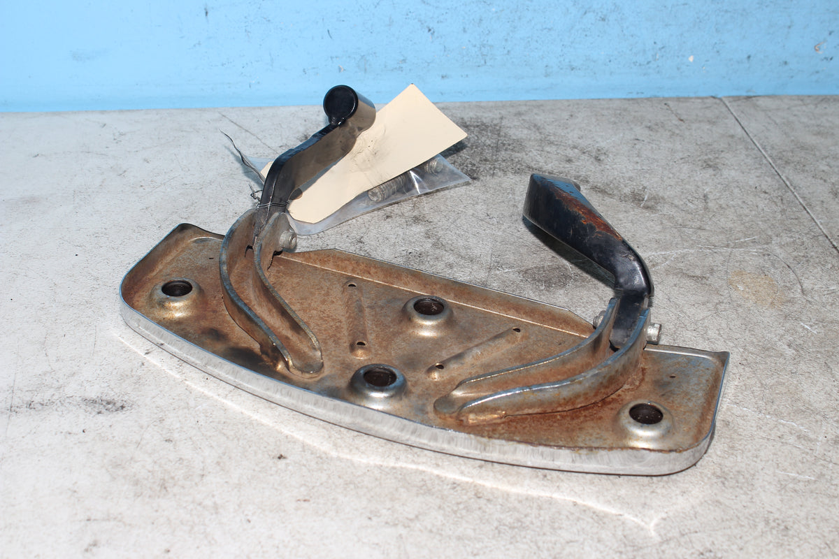 97-06 Harley FLHTCUI Electra Glide Right Floorboard Front Driver Foot Rest
