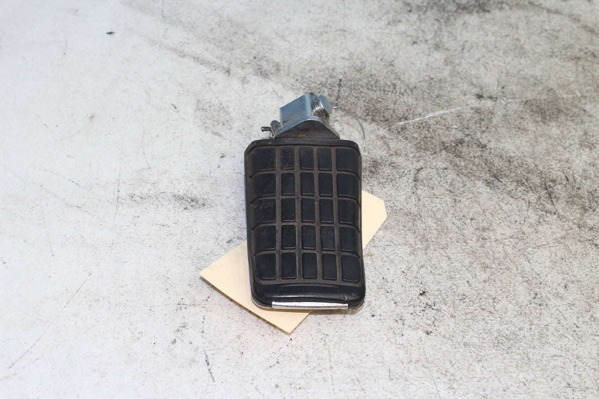 88-00 Honda Goldwing GL1500 Right Driver Foot Peg Foot Rest
