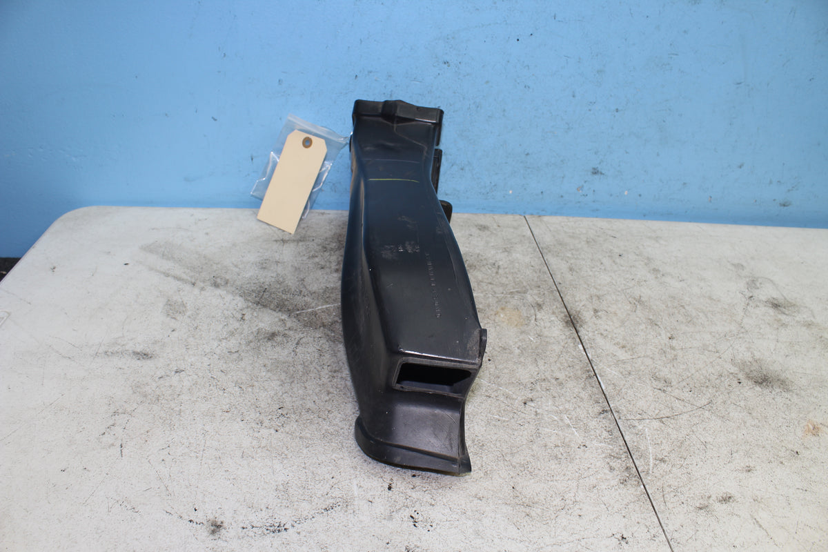 88-00 Honda Goldwing GL1500 Air Duct Lower Right Intake Tube 64277-MN5A-0200