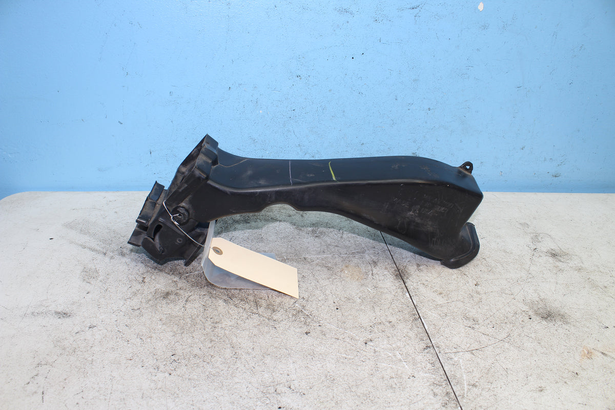 88-00 Honda Goldwing GL1500 Air Duct Lower Right Intake Tube 64277-MN5A-0200