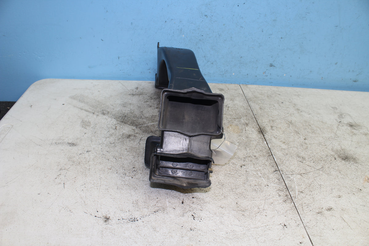 88-00 Honda Goldwing GL1500 Air Duct Lower Right Intake Tube 64277-MN5A-0200