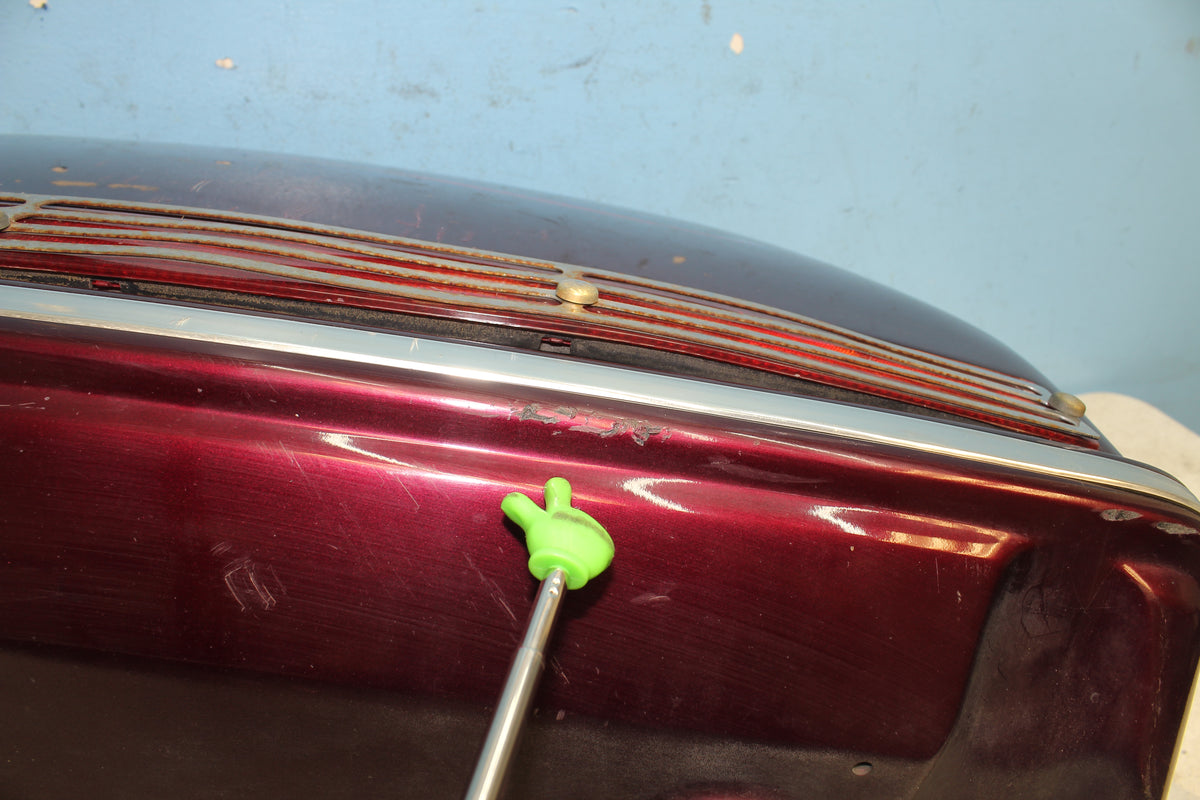 88-00 Honda Goldwing GL1500 Right Saddlebag Luggage Storage Box