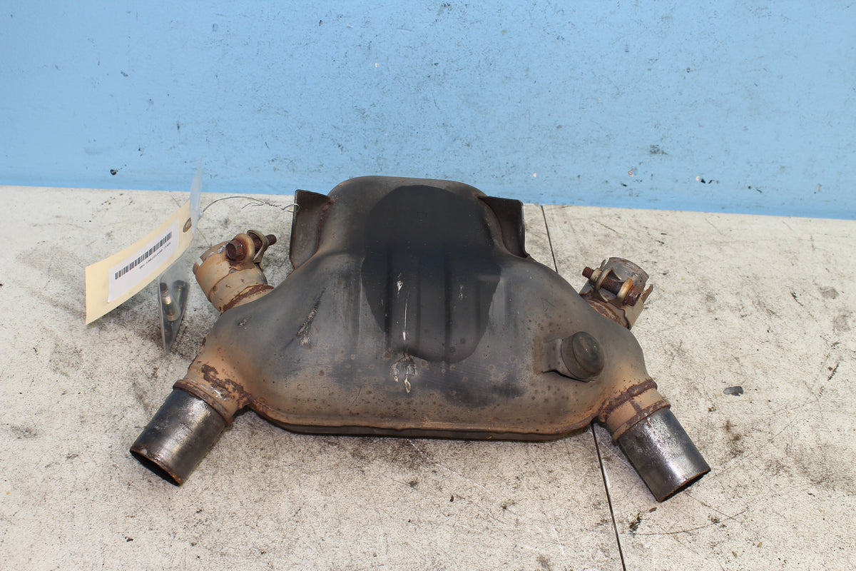 88-00 Honda Goldwing GL1500 Exhaust Chamber Collector Box Muffler Pipe