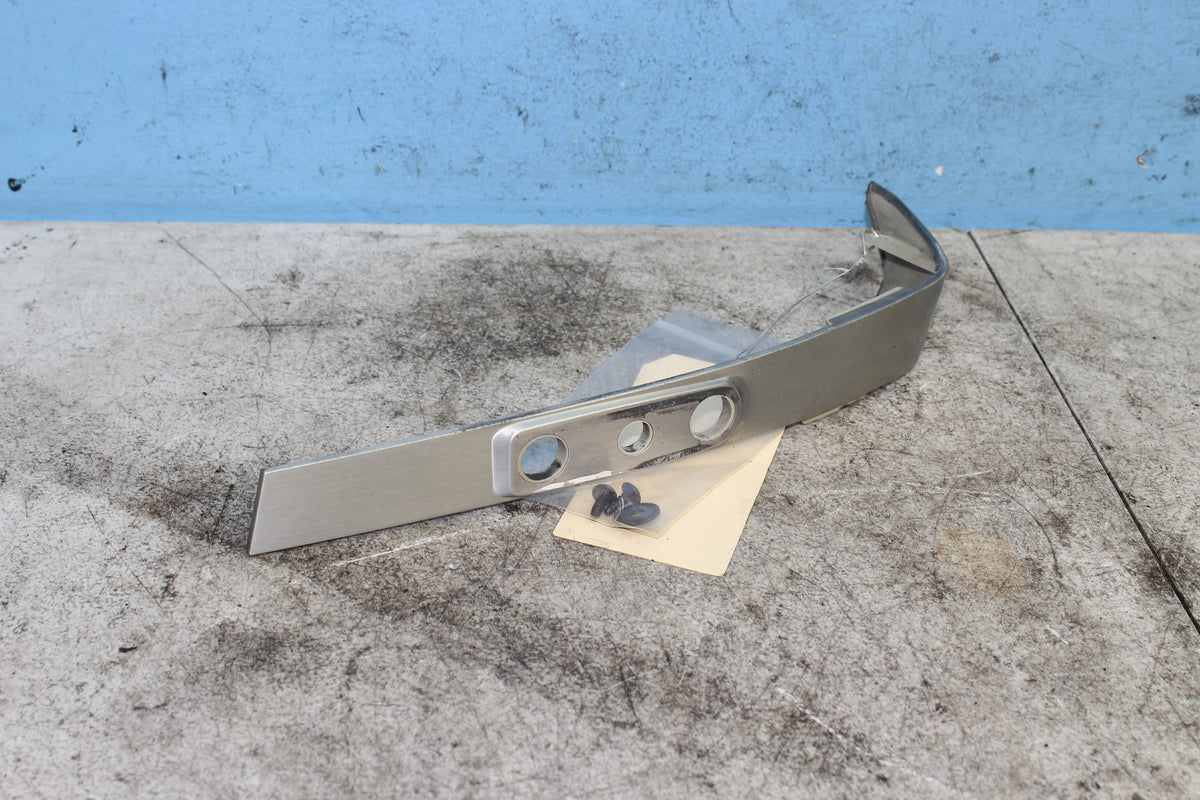 88-94 Honda Goldwing GL1500 Right Trunk Garnish Side Trim Antenna Bezel