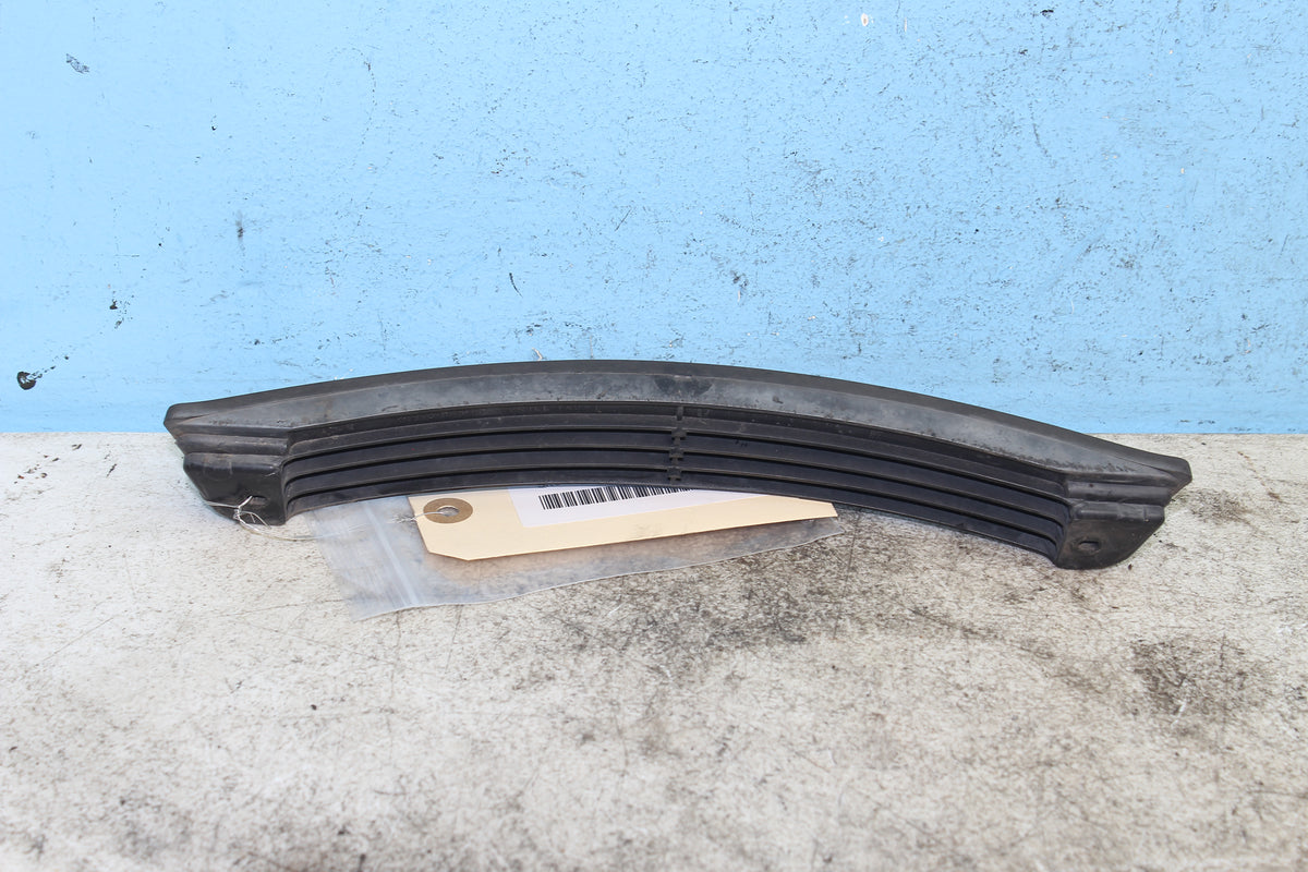 88-94 Honda Goldwing GL1500 Grille Front Fairing Lower Trim Vent