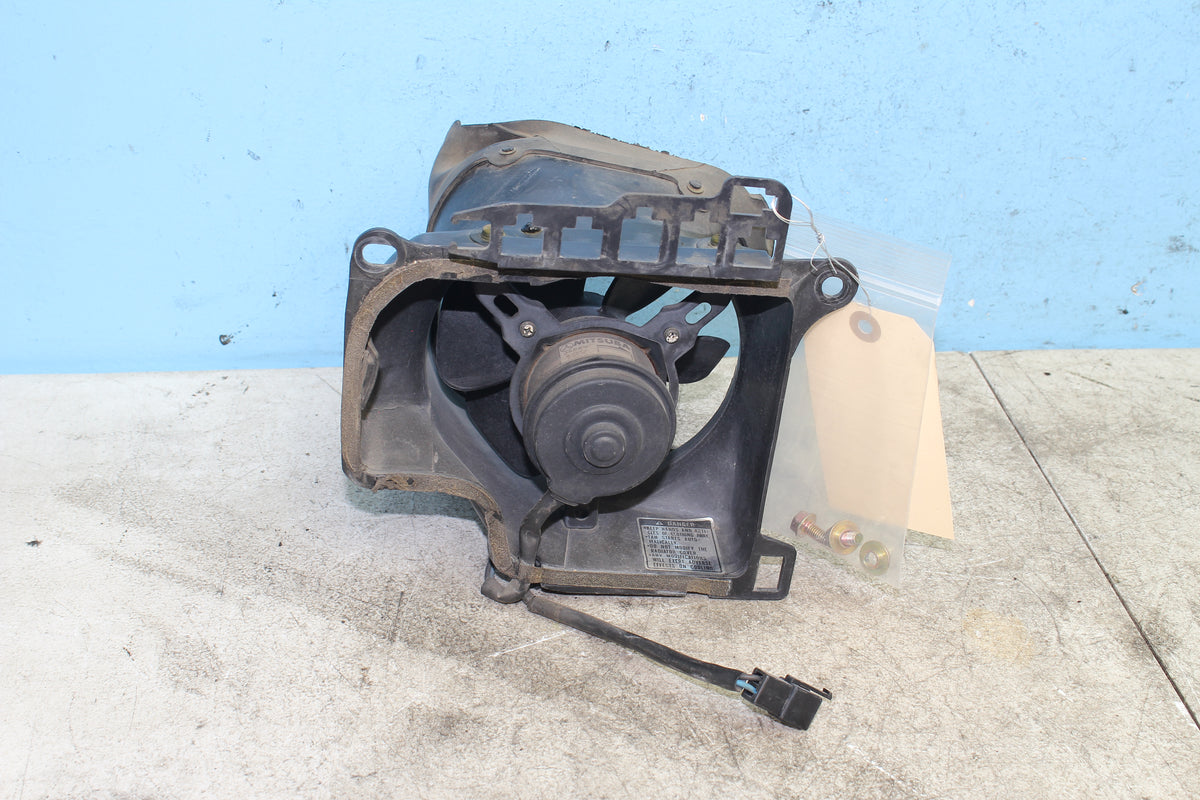 88-89 Honda Goldwing GL1500 Right Cooling Radiator Fan Shroud Motor Blade