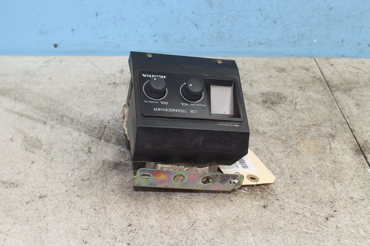 88-00 Honda Goldwing GL1500 CB Transceiver Clarion Control Unit