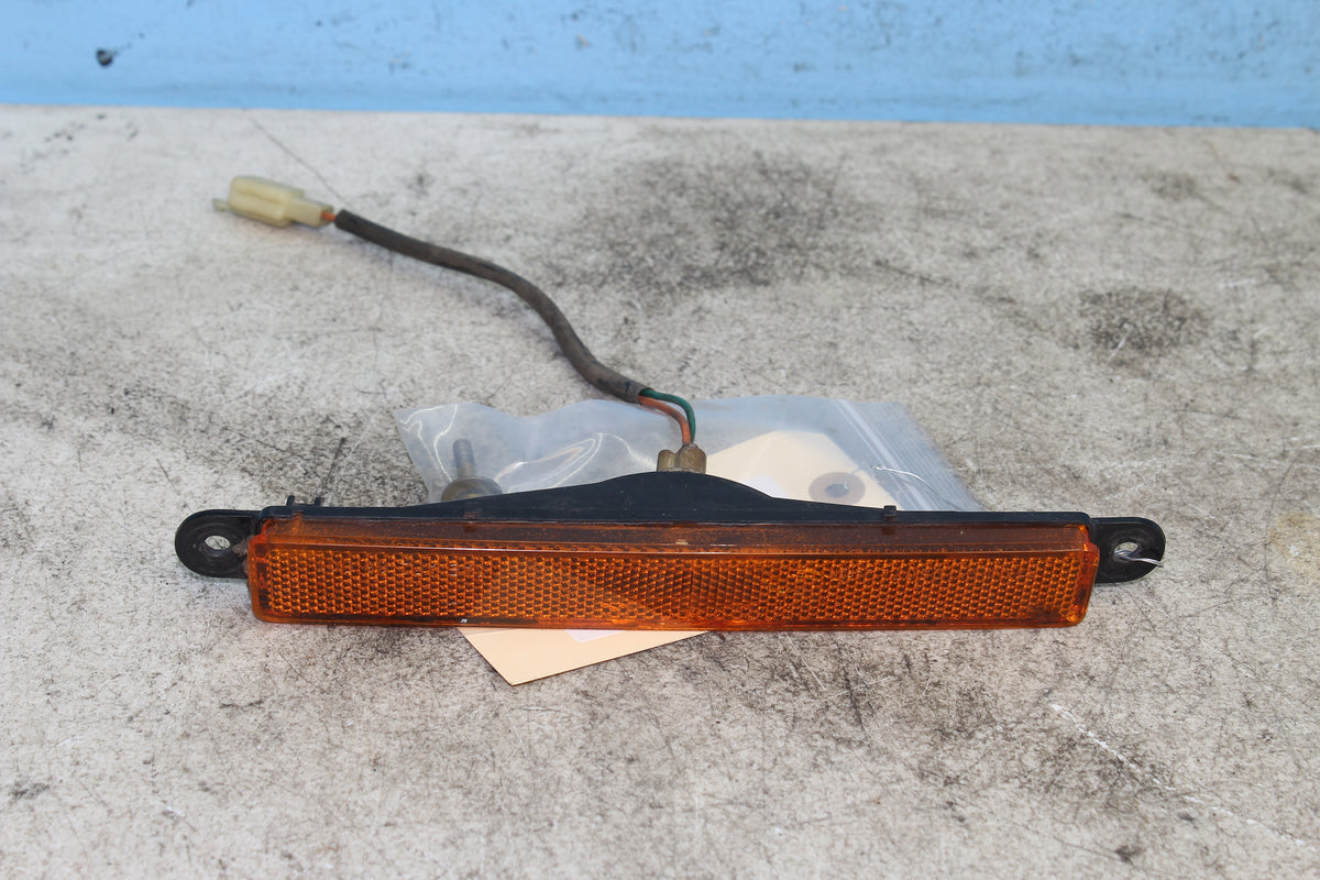 88-00 Honda Goldwing GL1500 Side Marker Light Front Left Fairing Reflector Lamp