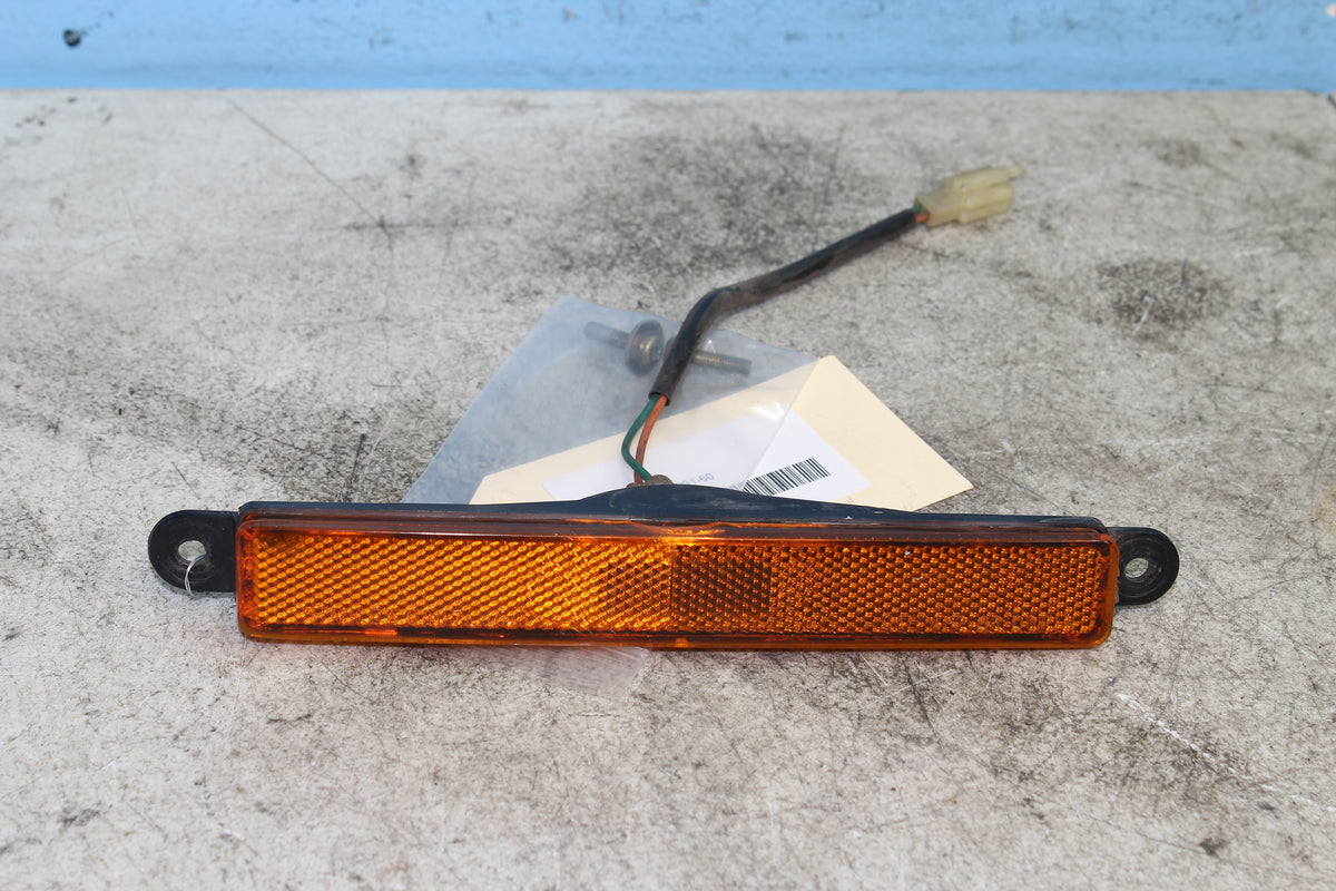 88-00 Honda Goldwing GL1500 Side Marker Light Front Left Fairing Reflector Lamp