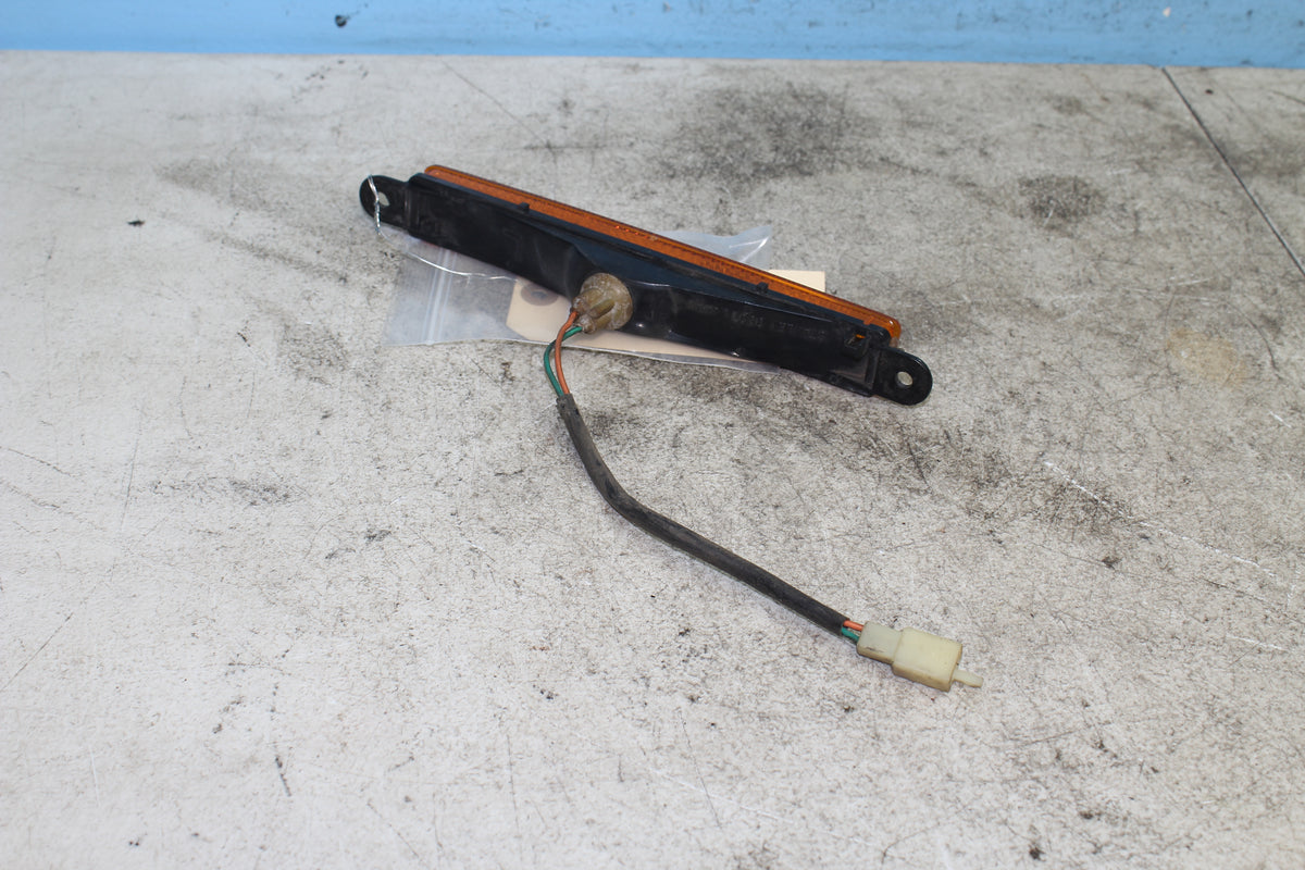 88-00 Honda Goldwing GL1500 Side Marker Light Front Left Fairing Reflector Lamp
