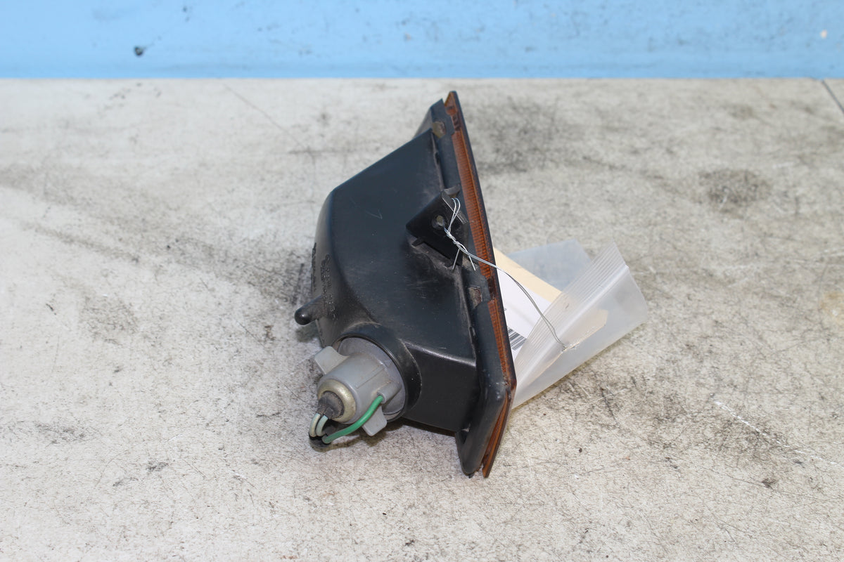 88-00 Honda Goldwing GL1500 Turn Signal Right Front Blinker Light Lamp