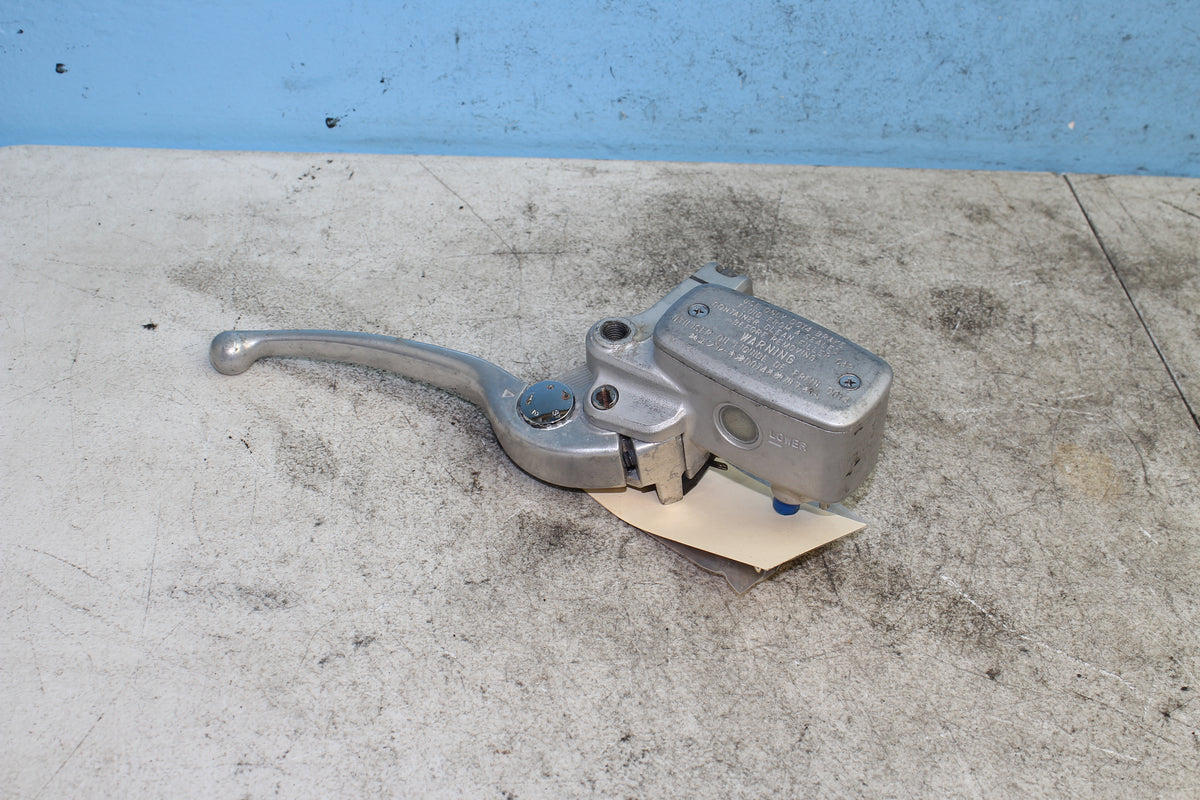 05-09 Suzuki Boulevard VL800 C50 Front Brake Master Cylinder Lever Bar Clamp