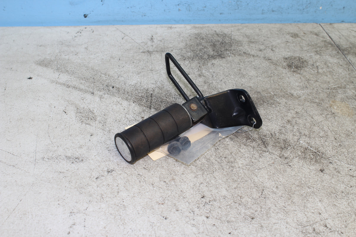 06-08 Suzuki Boulevard VL800 C50 Right Passenger Foot Peg Rear Rest Mount