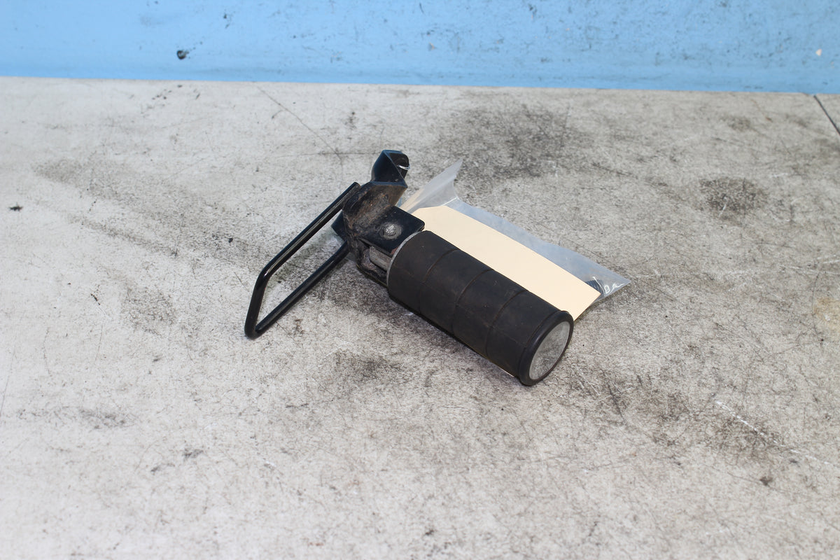 05-09 Suzuki Boulevard VL800 C50 Left Passenger Foot Peg Rear Rest Mount