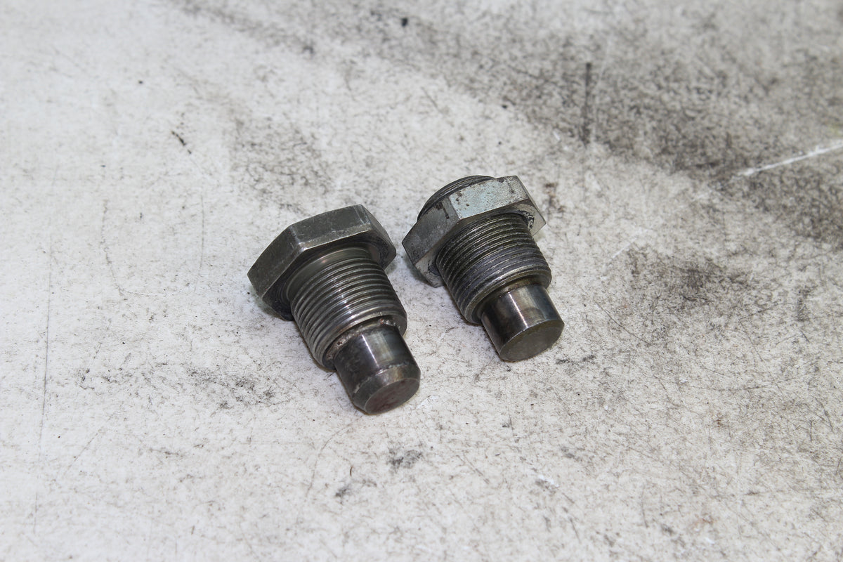 01-25 Suzuki Boulevard VL800 C50 Swing Arm Bolts Swingarm Pivot Mount Hardware