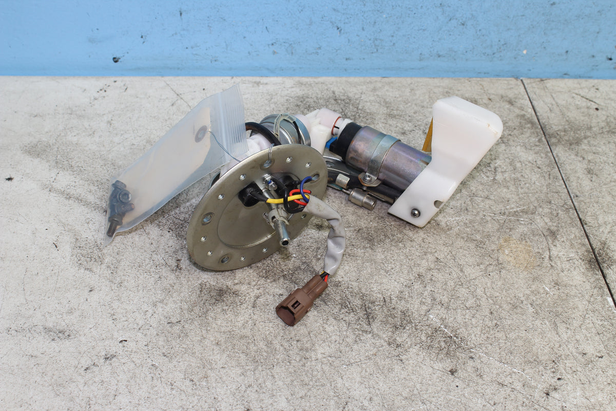 06-09 Suzuki Boulevard VL800 C50 Fuel Pump Gas Sending Unit