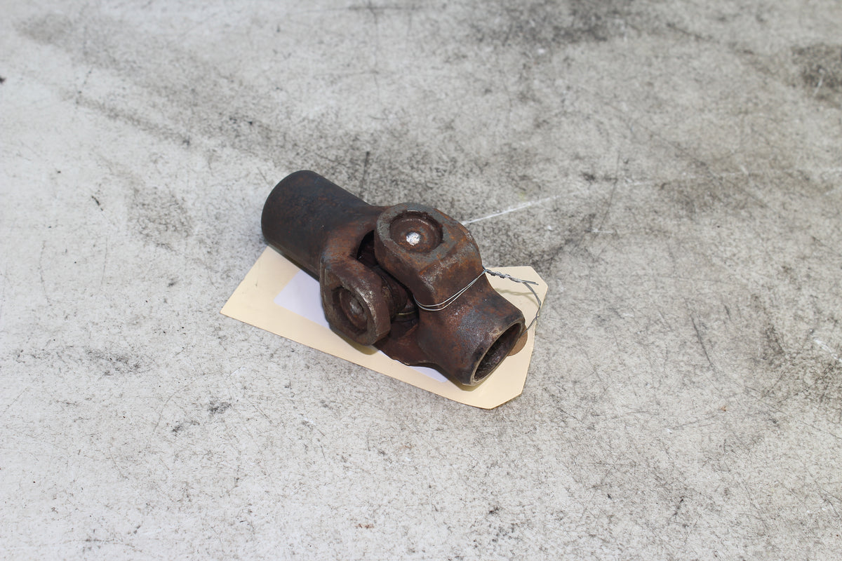 01-25 Suzuki Boulevard VL800 C50 Universal Drive U Joint