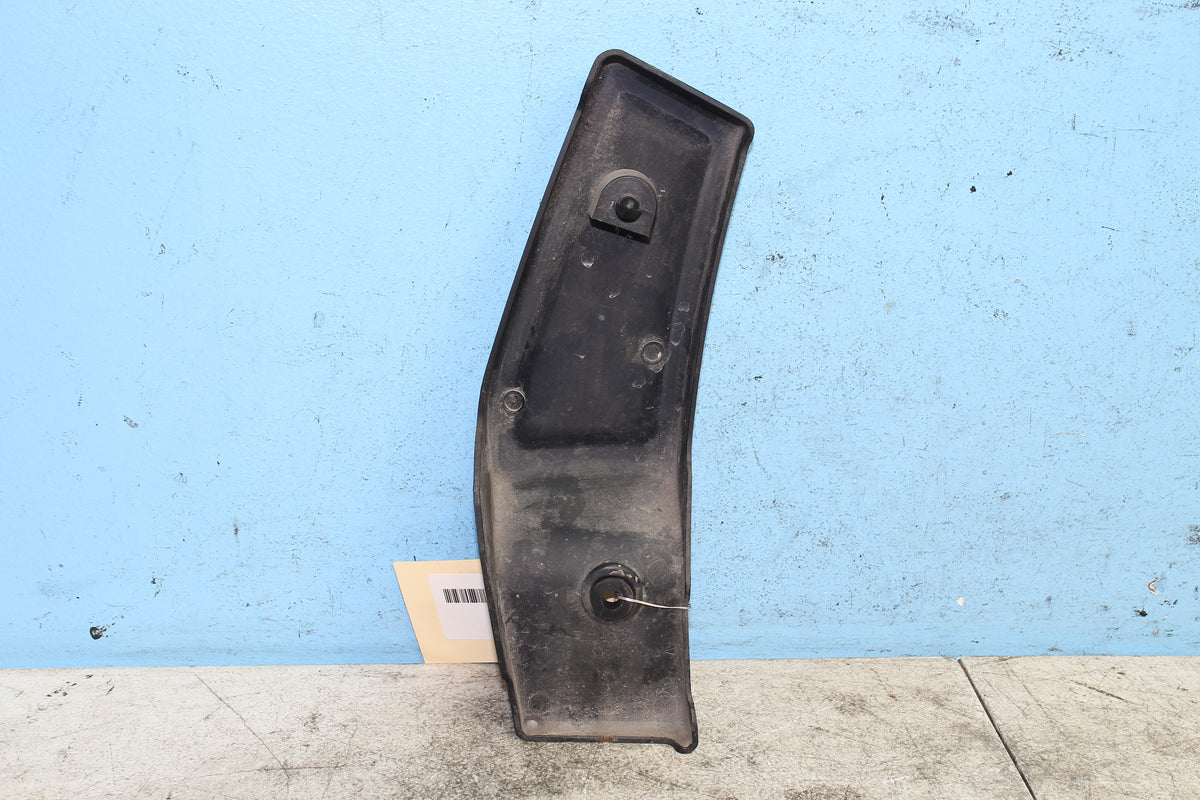 05-09 Suzuki Boulevard VL800 C50 Right Swing Arm Cover Frame Trim 47141-41F0