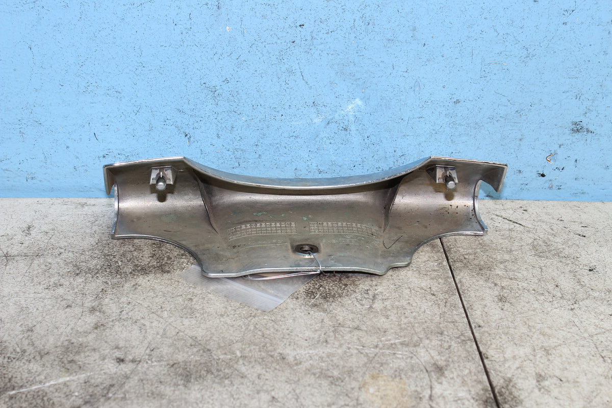 05-09 Suzuki Boulevard VL800 C50 Front Turn Signal Bracket Cover Chrome