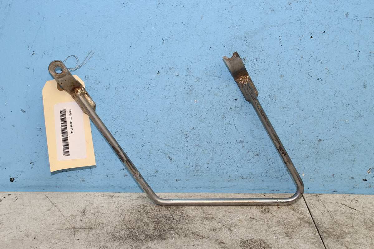 01-08 Suzuki Boulevard VL800 C50 Right Bracket Saddle Bag Luggage Mount *DMG*