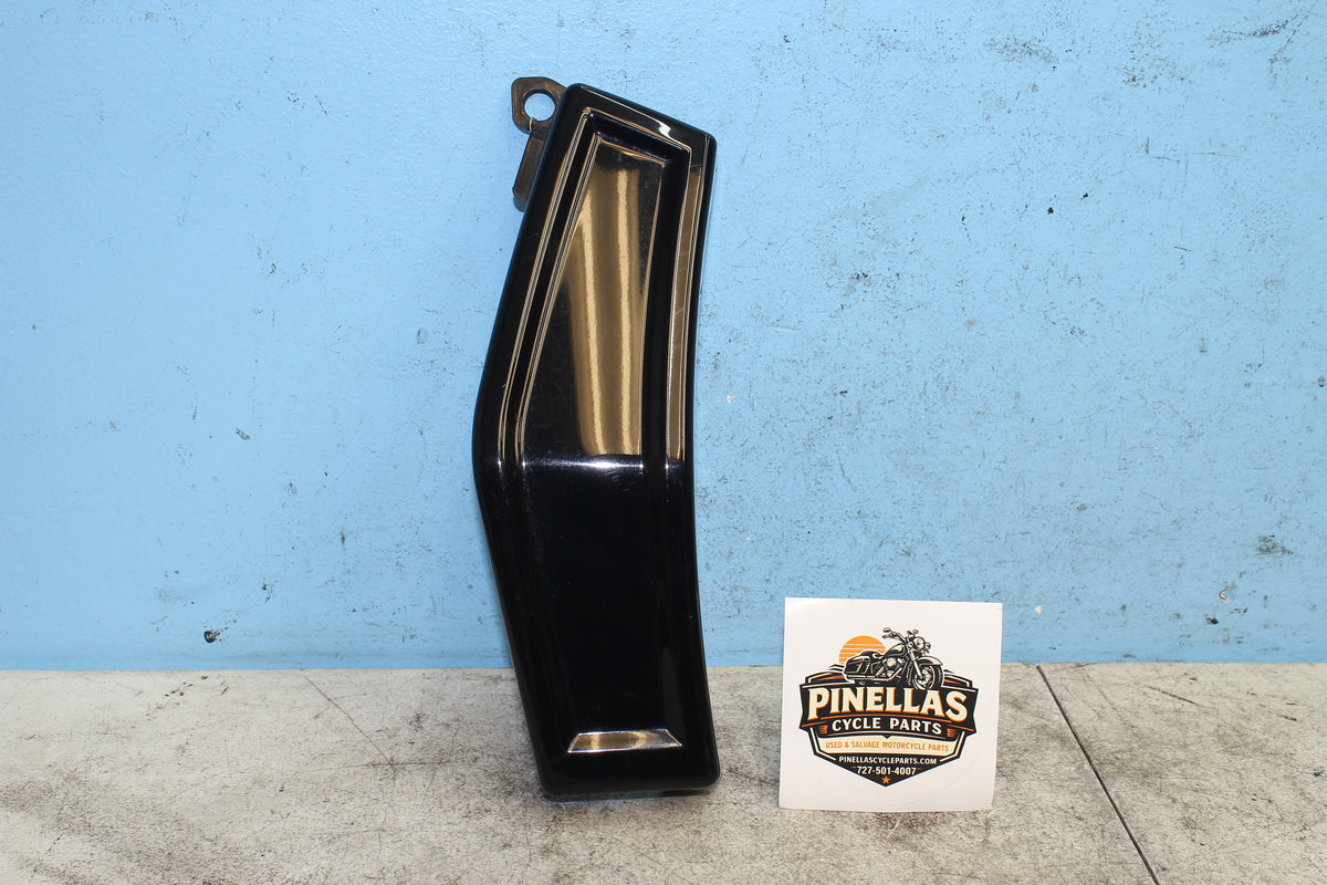 05-22 Suzuki Boulevard VL800 C50 Left Swing Arm Cover Swingarm Trim 47241-41F0