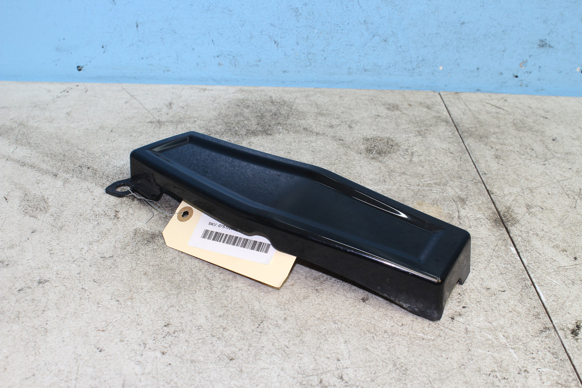 05-22 Suzuki Boulevard VL800 C50 Left Swing Arm Cover Swingarm Trim 47241-41F0
