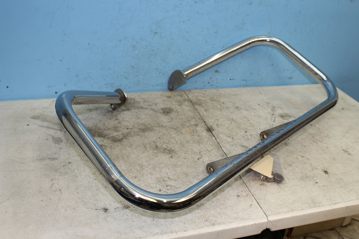 05-09 Suzuki Boulevard VL800 C50 Crash Bar Engine Motor Guard