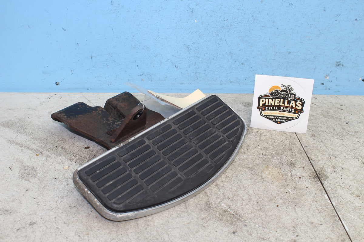 05-08 Suzuki Boulevard VL800 C50 Left Floorboard Front Driver Foot Rest