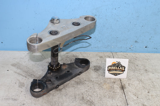 06-25 Suzuki Boulevard VL800 C50 Triple Tree Steering Stem Fork Clamp