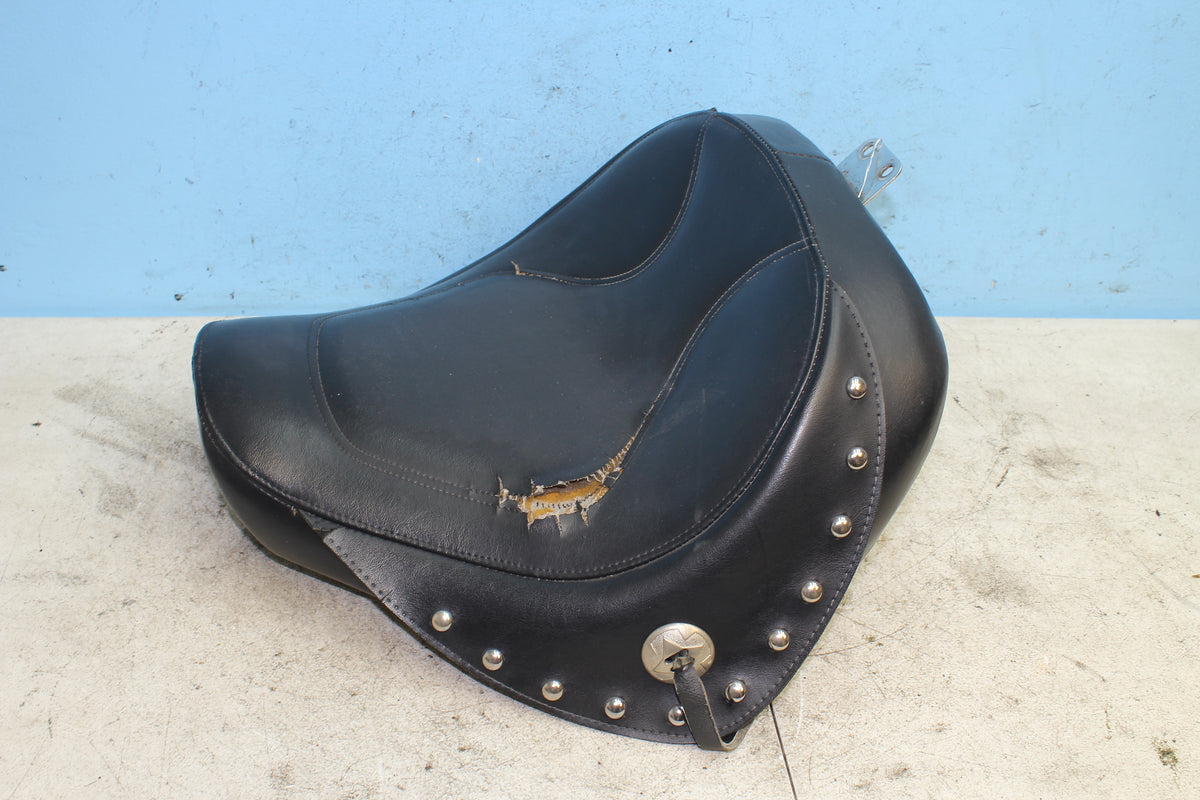 07-19 Suzuki Boulevard VL800 C50 Seat Front Rider Driver *DMG*