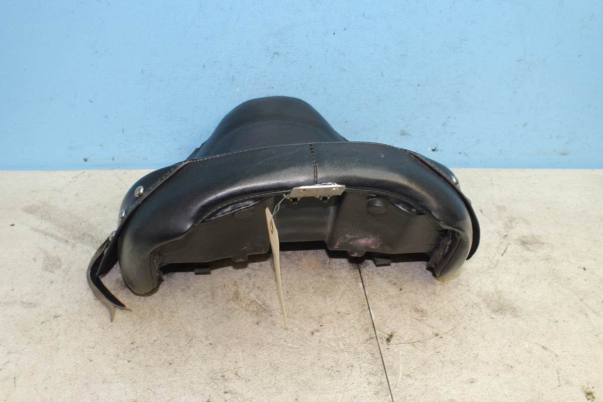 07-19 Suzuki Boulevard VL800 C50 Seat Front Rider Driver *DMG*