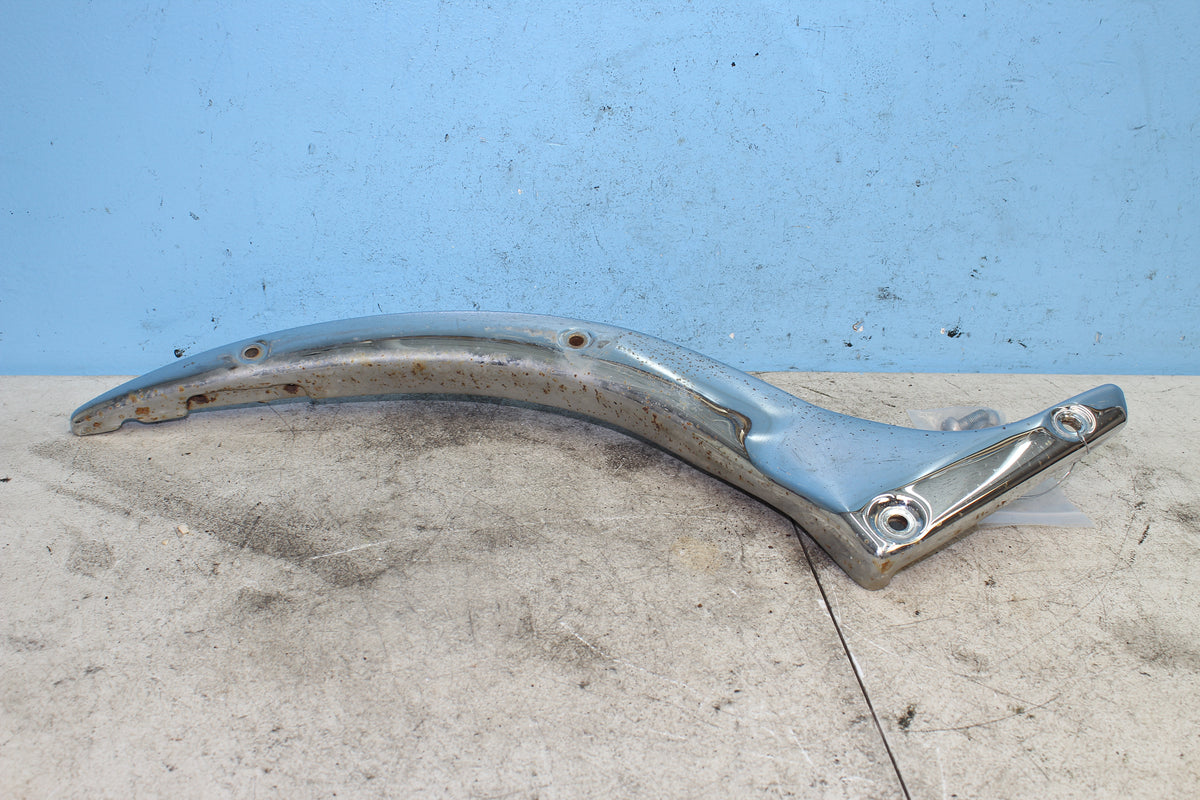 01-24 Suzuki Boulevard VL800 C50 Right Rear Fender Mount Strut Cover Grip Frame