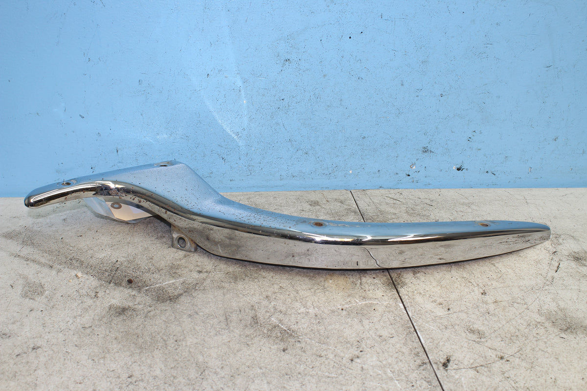 01-24 Suzuki Boulevard VL800 C50 Right Rear Fender Mount Strut Cover Grip Frame
