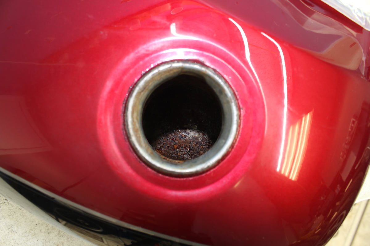 07-08 Suzuki Boulevard VL800 C50 Gas Tank Fuel Petrol Red *RUSTY*