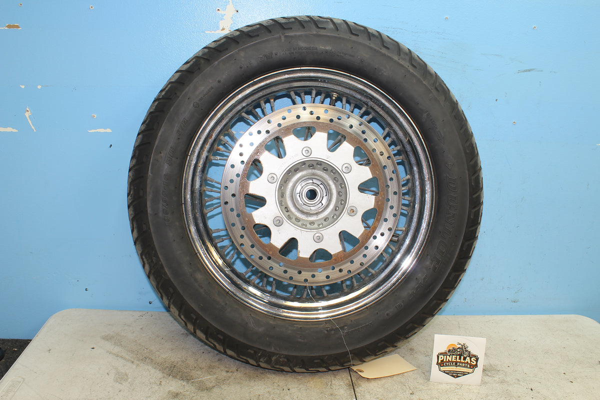 01-25 Suzuki Boulevard VL800 C50 Front Wheel Rim Tire *STRAIGHT*