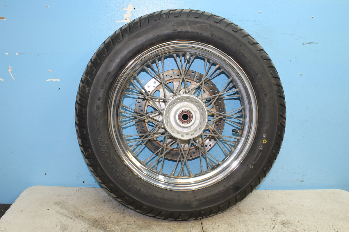 01-25 Suzuki Boulevard VL800 C50 Front Wheel Rim Tire *STRAIGHT*