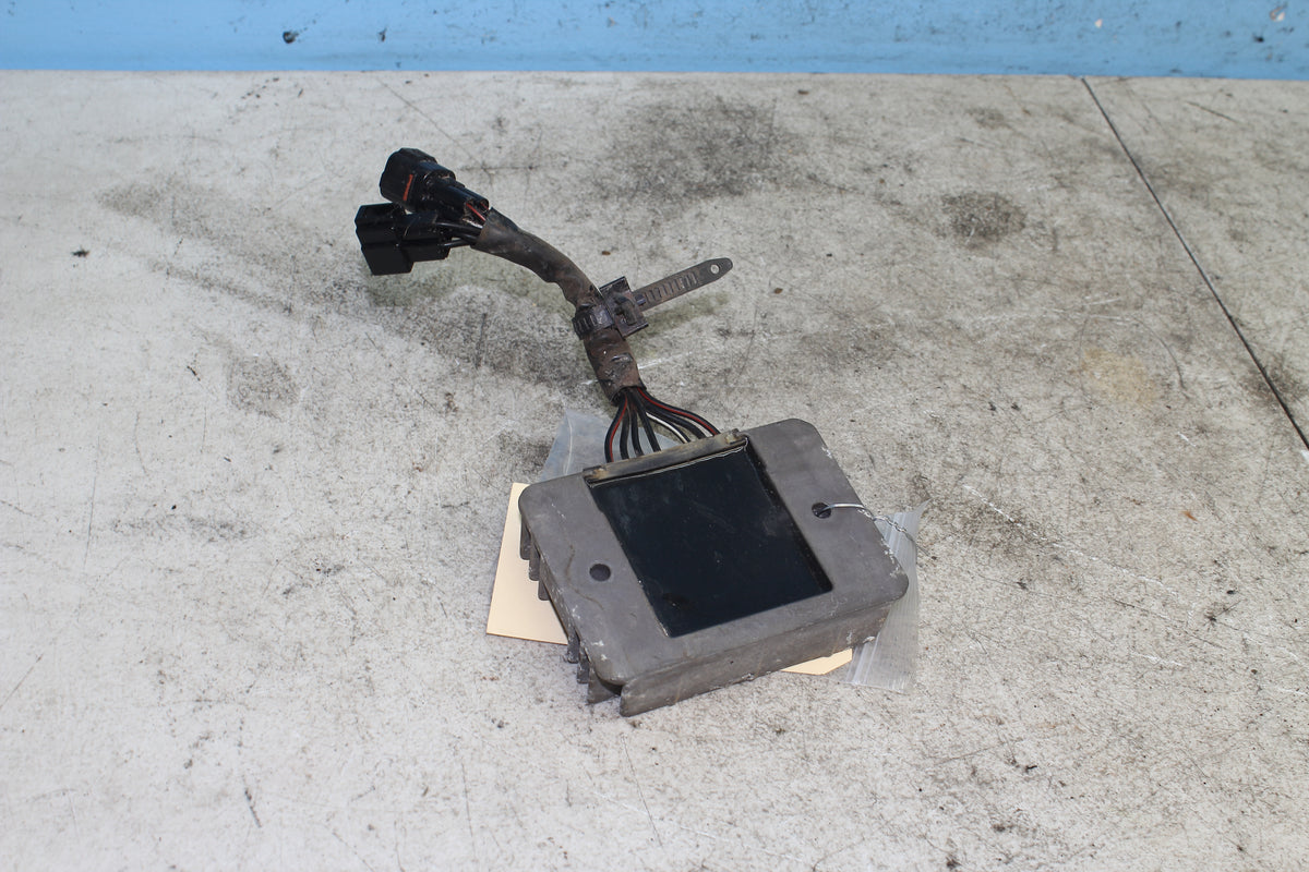 05-25 Suzuki Boulevard VL800 C50 Rectifier Volt Regulator