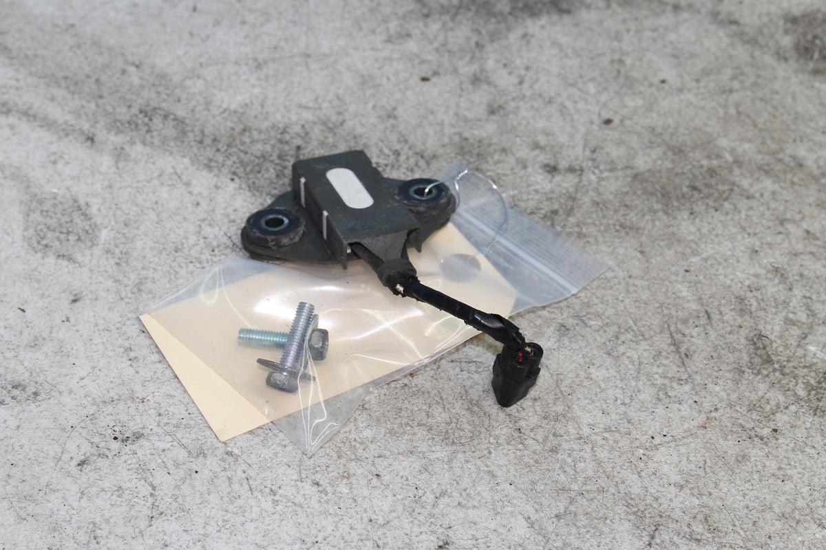 01-25 Suzuki Boulevard VL800 C50 Speedometer Resistor Gauge Sensor 36510-39F01