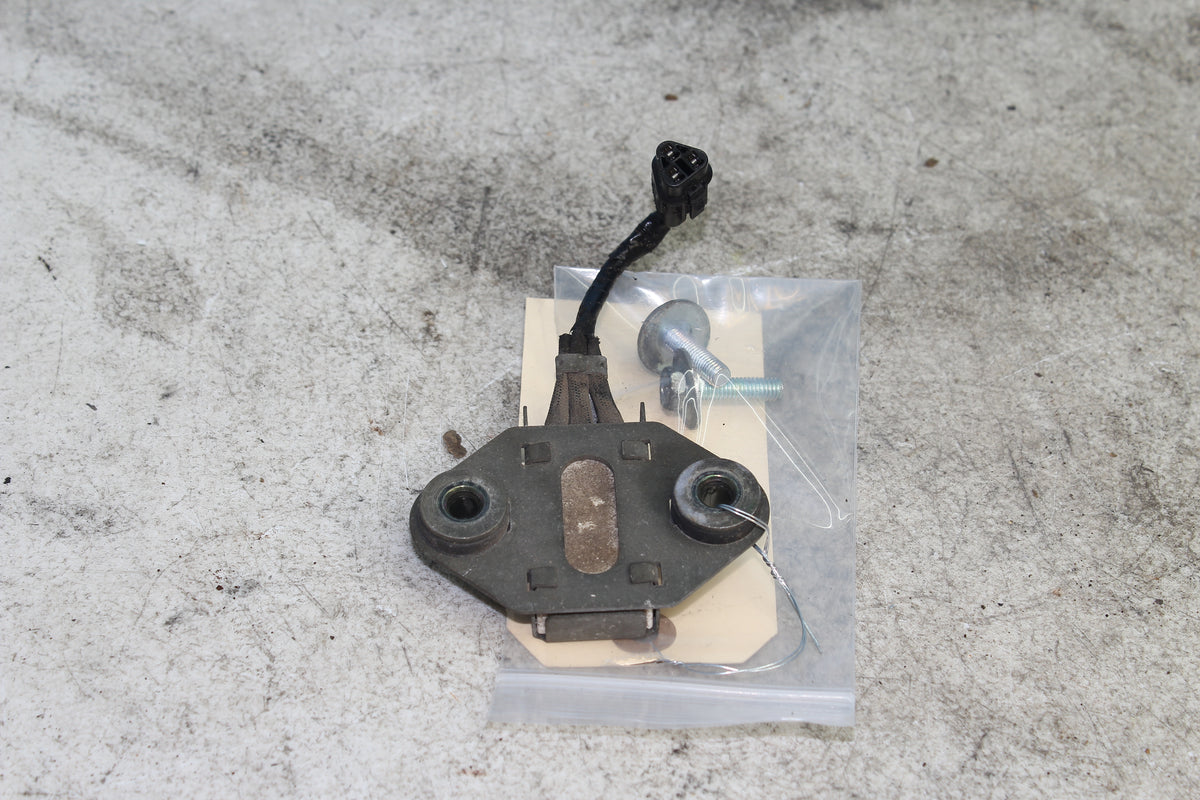 01-25 Suzuki Boulevard VL800 C50 Speedometer Resistor Gauge Sensor 36510-39F01