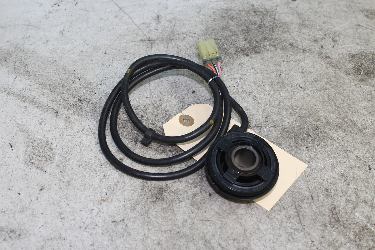05-19 Suzuki Boulevard VL800 C50 Speed Sensor Front Wheel Speedo Pick Up