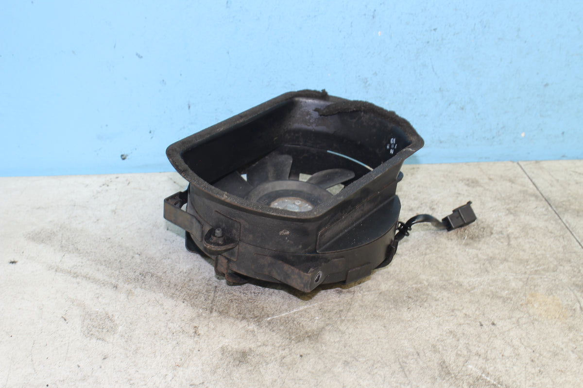 05-25 Suzuki Boulevard VL800 C50 Rad Cooling Fan Radiator Engine Motor Coolant