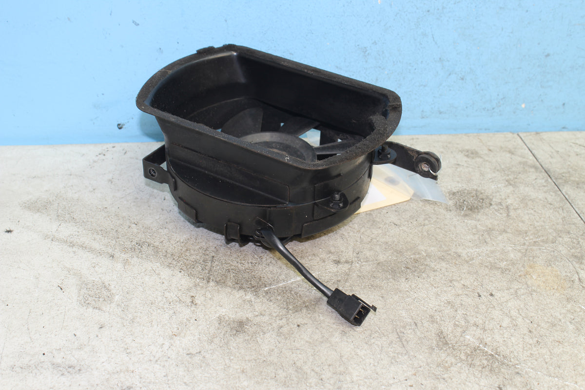 05-25 Suzuki Boulevard VL800 C50 Rad Cooling Fan Radiator Engine Motor Coolant