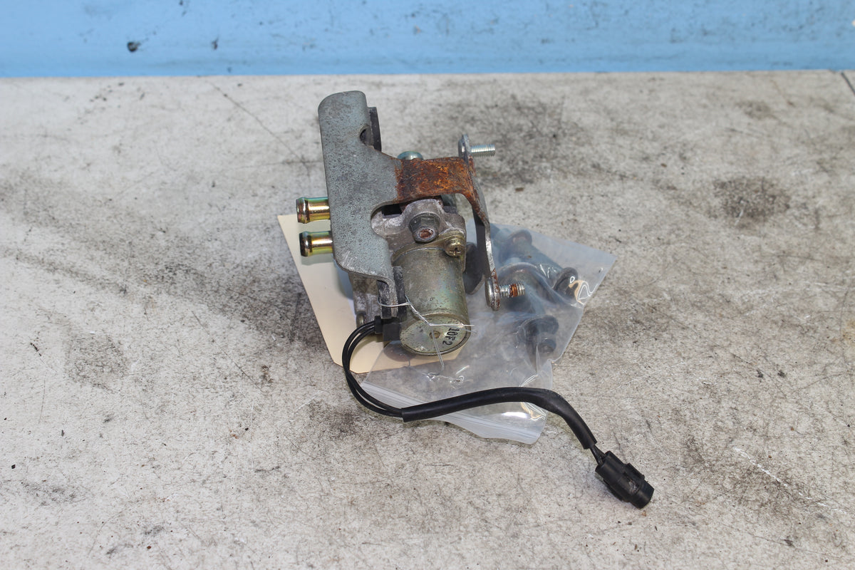 05-09 Suzuki Boulevard VL800 C50 Secondary 2nd Air Valve Solenoid Intake