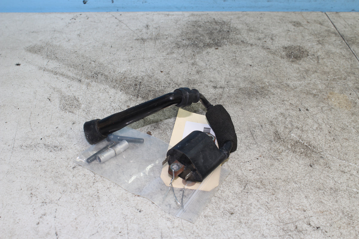 05-25 Suzuki Boulevard VL800 C50 Front Ignition Coil Pack Short Wire
