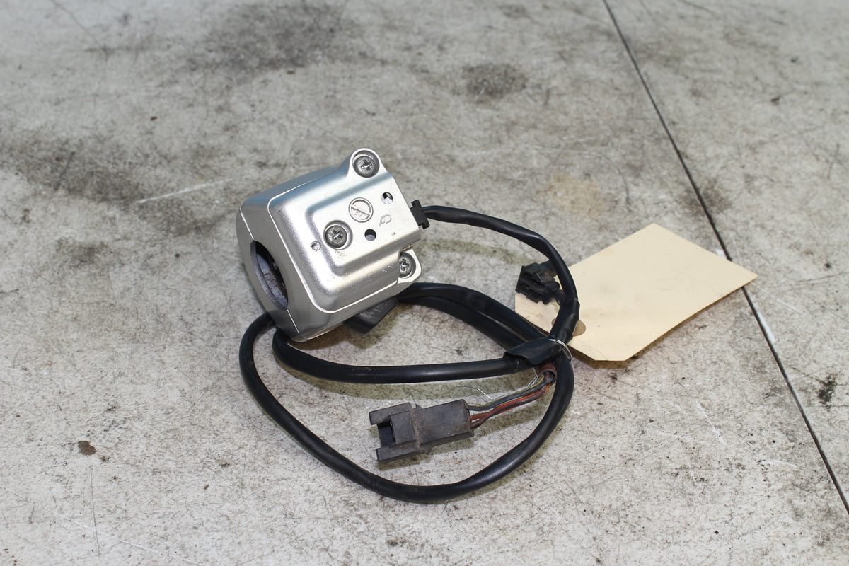 06-09 Suzuki Boulevard VL800 C50 Right Hand Control Kill Start Switch